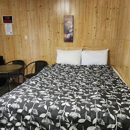 Oakhill Pines Campground Bridgewater Esterno foto